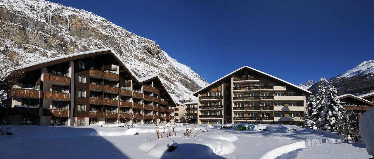 Schweizerhof Zermatt - A Small Luxury Hotel Buitenkant foto